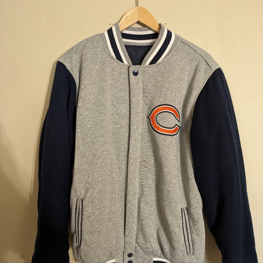 NWT Grey/Navy Reversible Chicago Bears Jacket